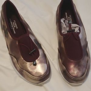 Memory foam slip on sneakers